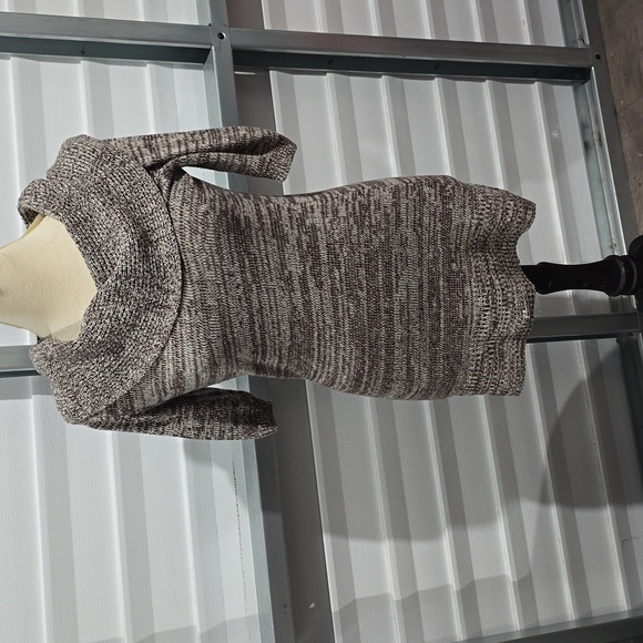 Mudd Dresses & Skirts - Mudd Love Peace Happiness Gray‎ Cowl Neck Short Sleeve Sweater Dress Women Large